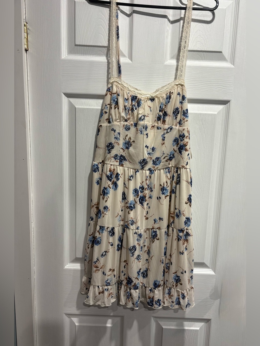 Floral Tiered Sundress in Cream and Blue- Size XL KIRIOUS